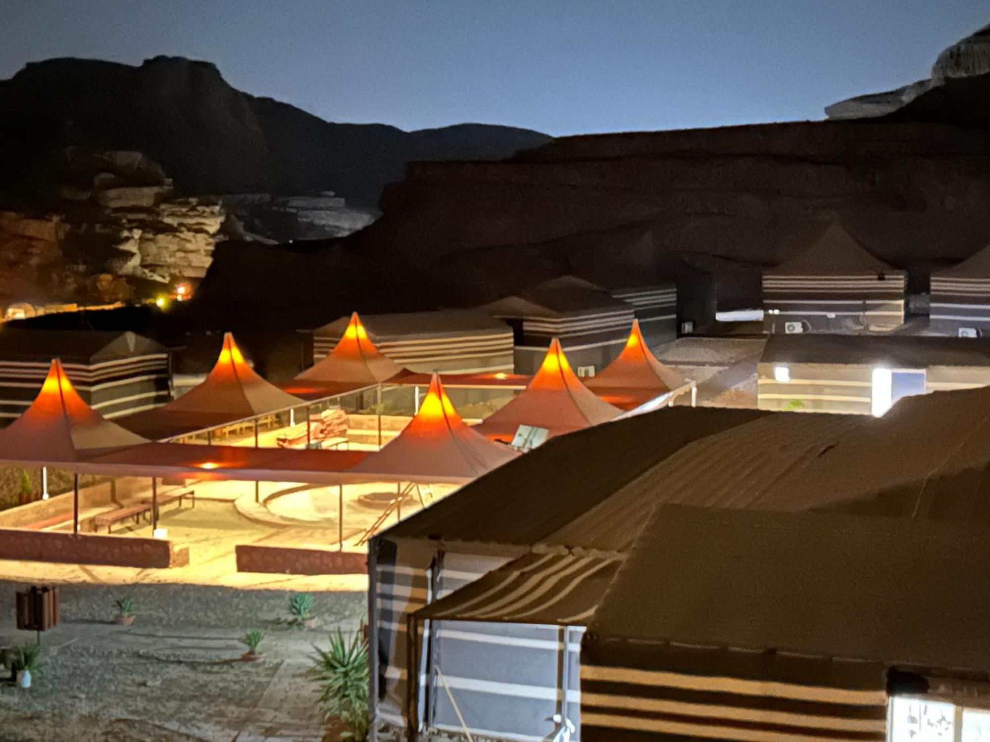 Desert Island Camp Wadi Rum Exterior photo